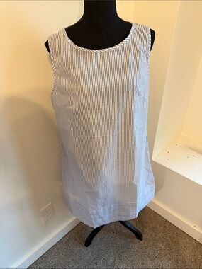SHEIN White and Light Blue Striped Sleeveless Shift Dress